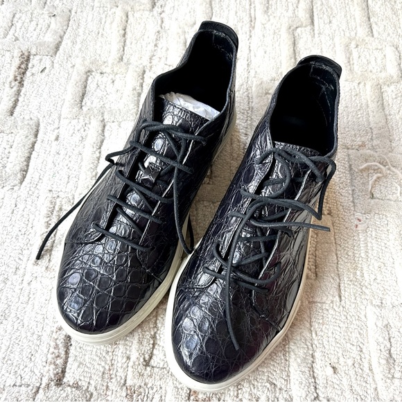 NIB Authentic Gucci Croc Leather Hightop Sneaker Black Men 7.5 - Picture 1 of 8